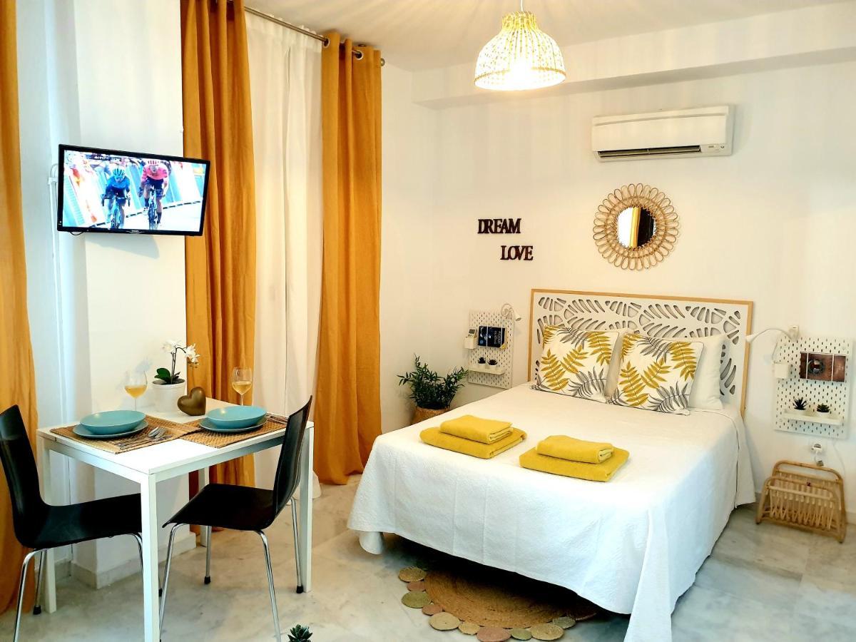 Sherryflat Estudio- Parking, Piscina, Wifi Jerez de la Frontera Exterior foto
